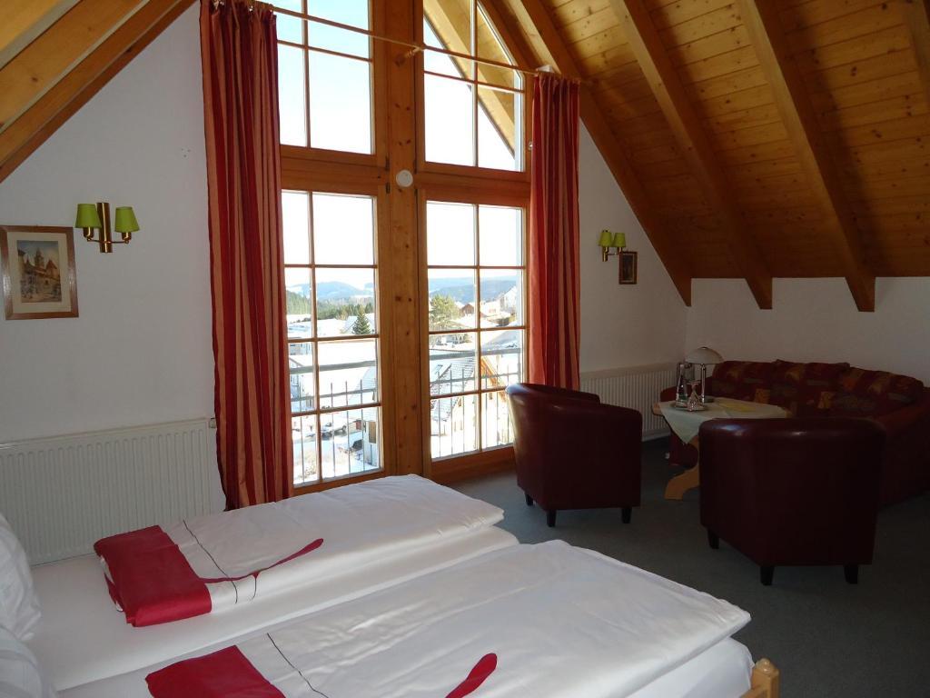 Berghotel Schiller Schonach im Schwarzwald Quarto foto